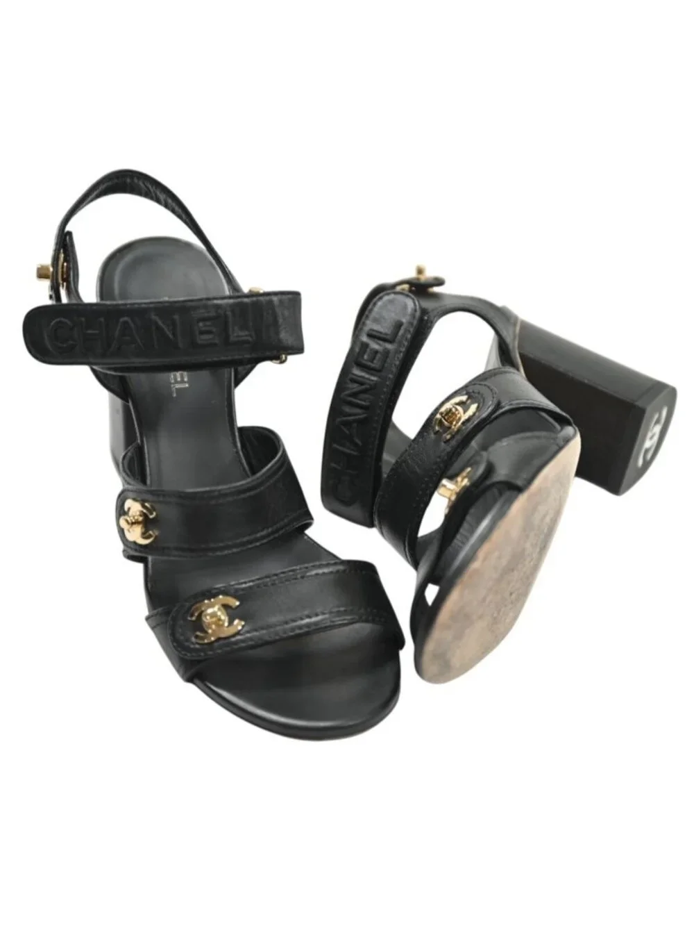 Chanel Turtlock Leather Sandals G37387 in Black